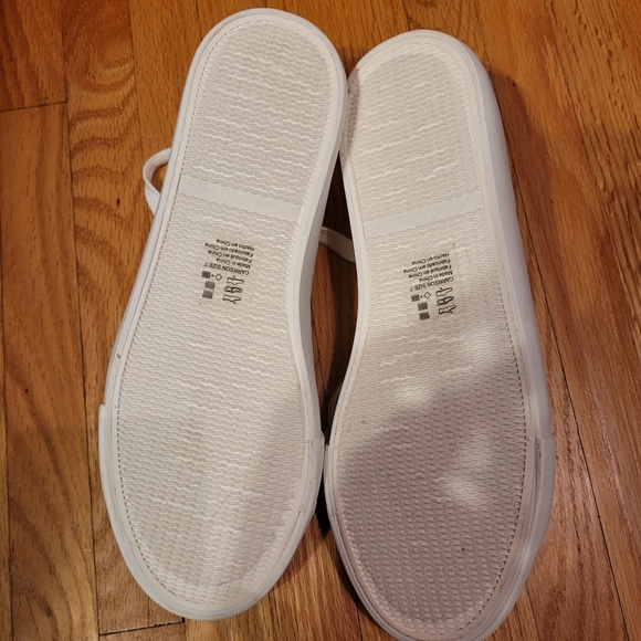 White Lace Sneakers - Picture 2 of 3